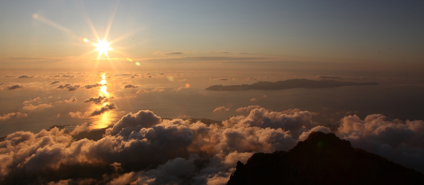 img5b5d5d_020947.jpg